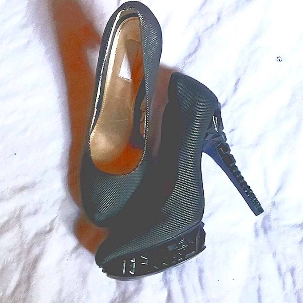 Rachel Ray high heels